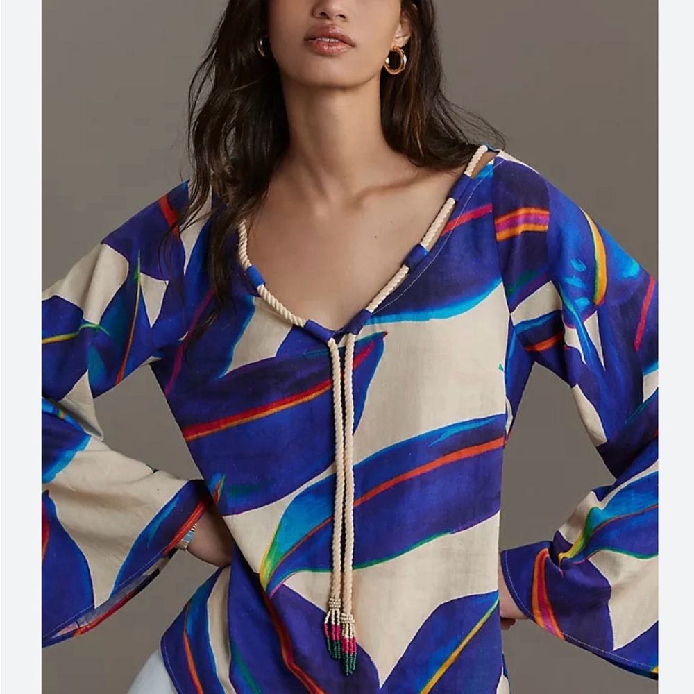 FARM Rio Multicolor V-Neck Top - Picture 4 of 16